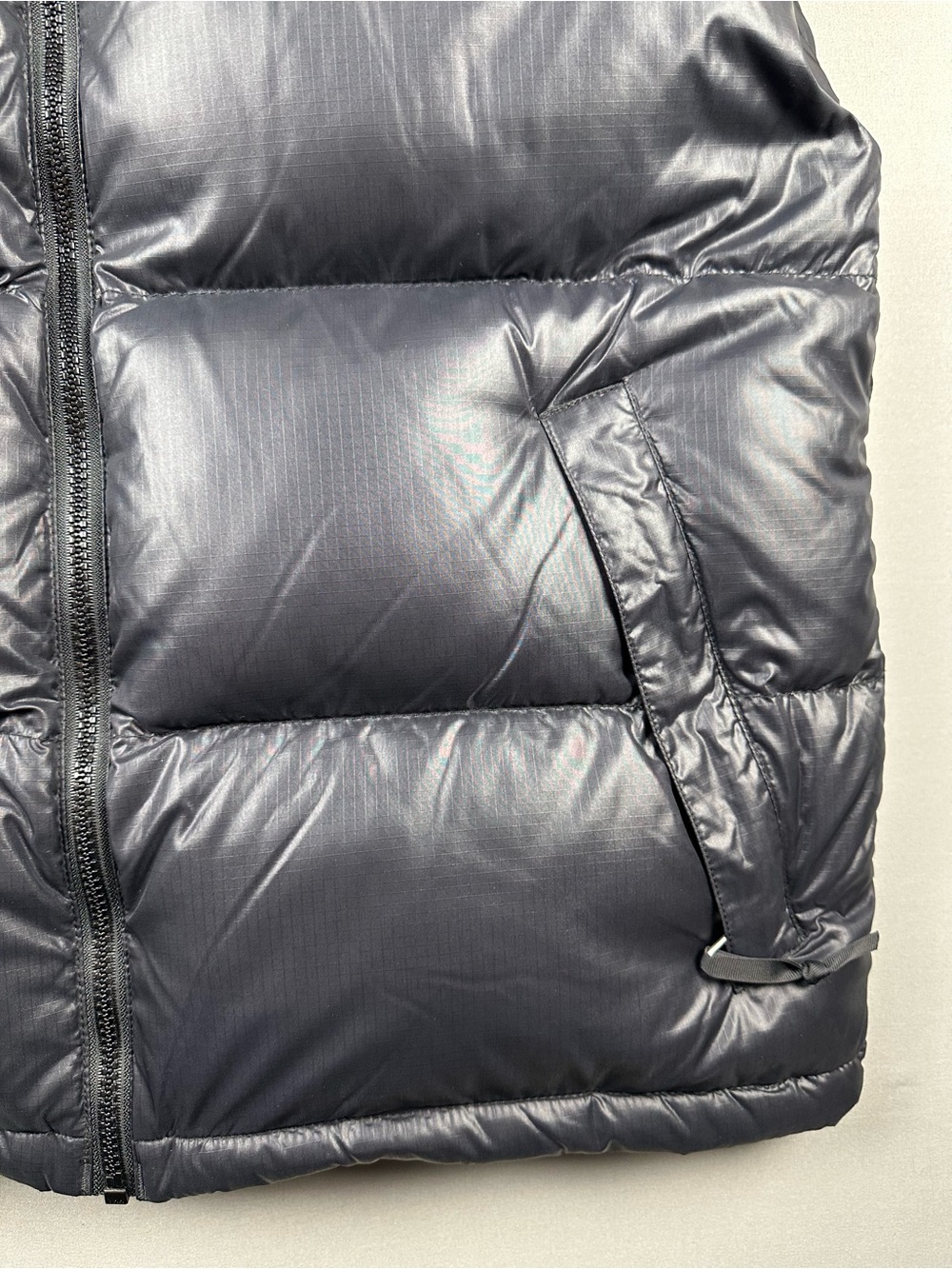 VINTAGE The North Face 1996 Retro Nuptse Vest, 700-Fill Goose Down - Women Large - Picture 8 of 14